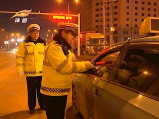 环县公安交警大队纵深开展“利剑”行动